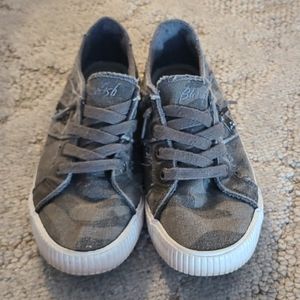 Blowfish Sneakers